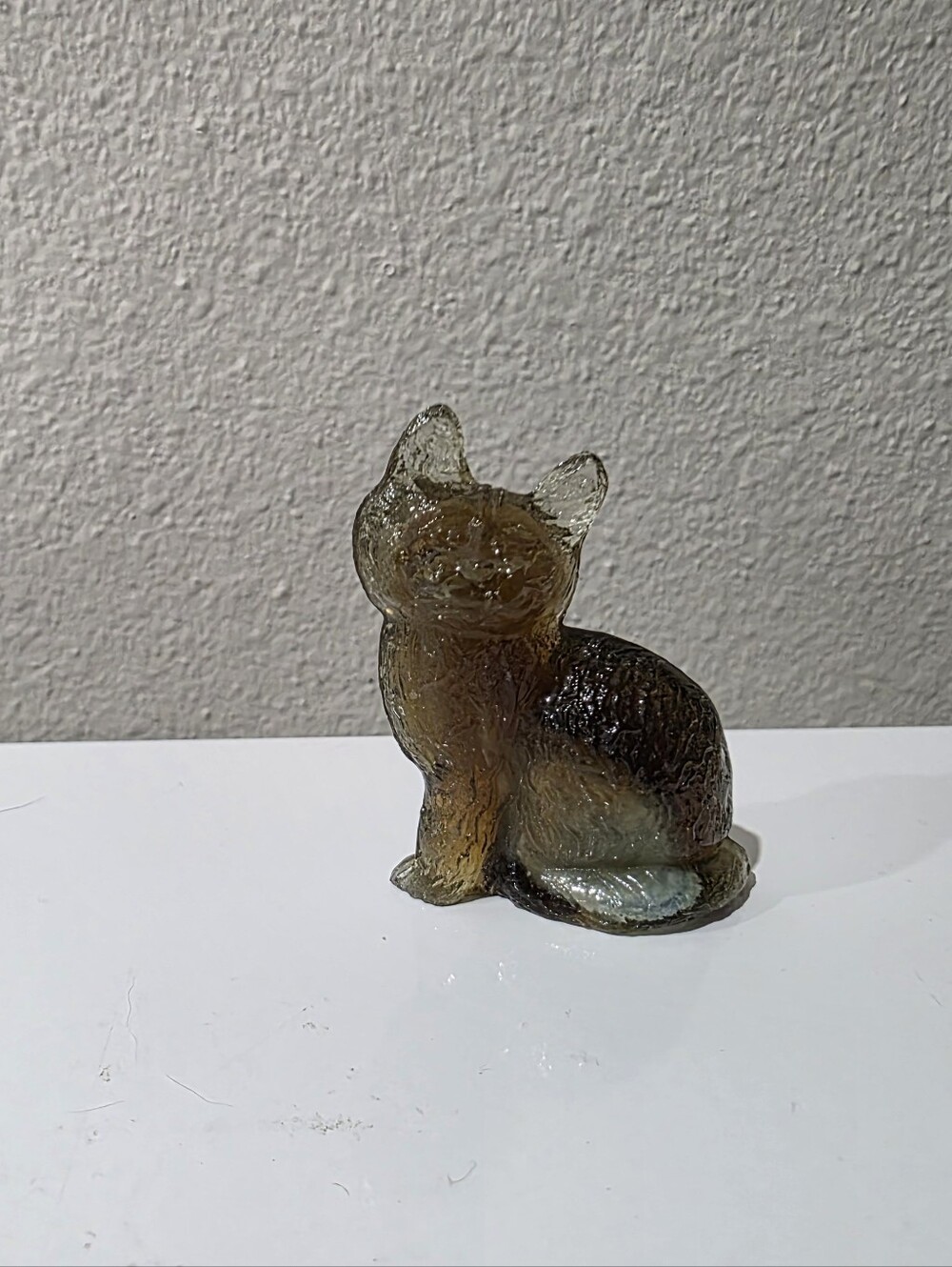 brown slag glass cat figurine